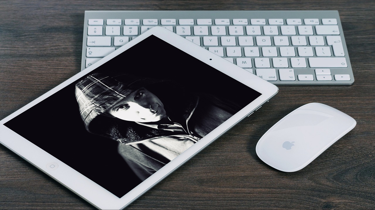 Cybersecurity for Journalists - Protecting Confidential Sources
